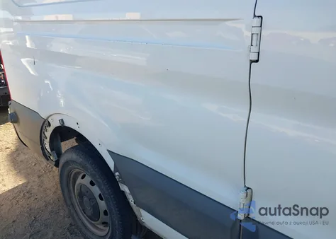 2018 Ford Transit-250 z USA, uszkodzony, nr VIN 1FTYR2ZM8JKB03389